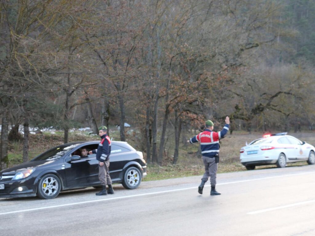 Mudurnu’da trafik denetimi Mudurnu’da trafik denetimi