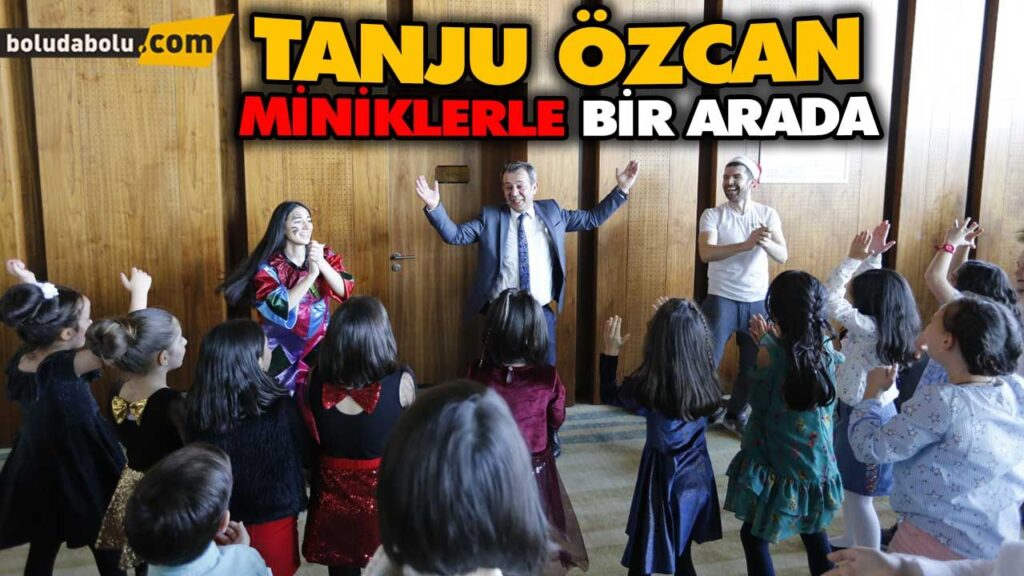 TANJU ÖZCAN MİNİKLERLE BİR ARADA TANJU ÖZCAN MİNİKLERLE BİR ARADA