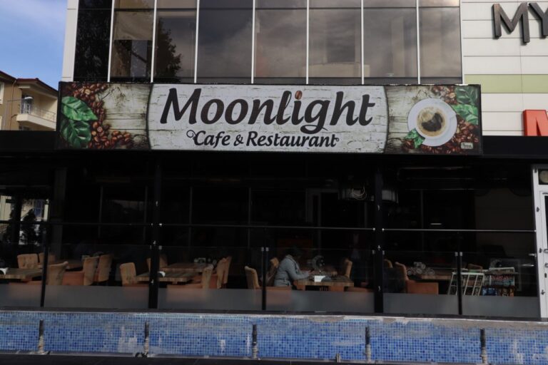 Moonlight Cafe BOLU